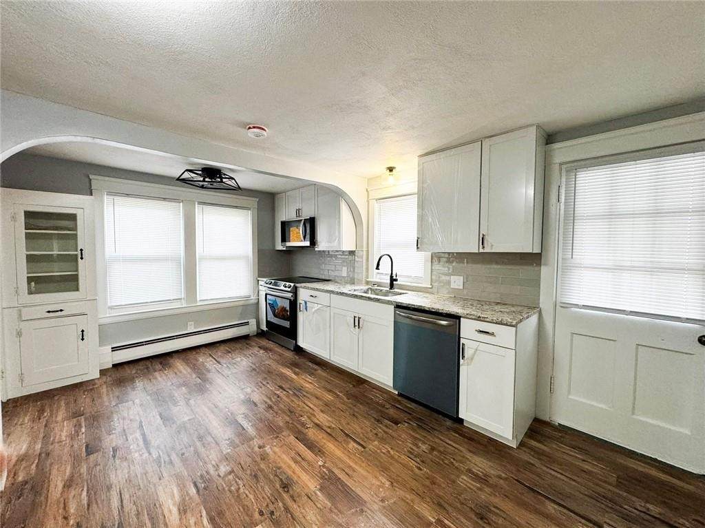 206 Reynolds Avenue - Photo 1