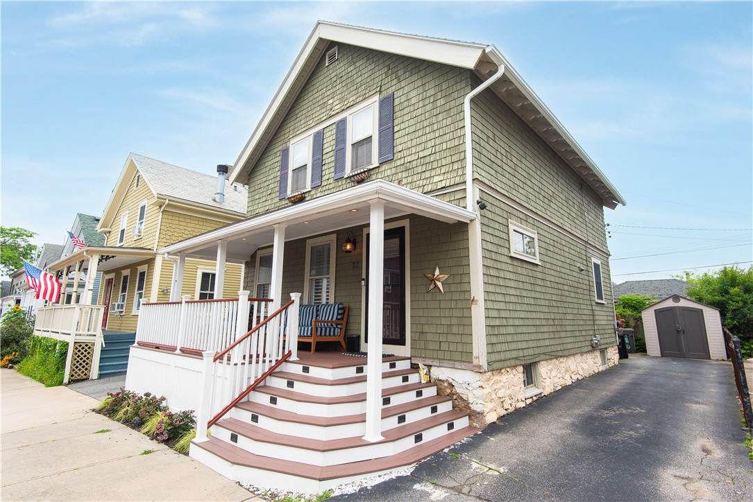 32 Hammond Street - Photo 1