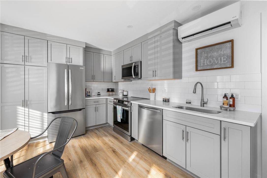 32 Exchange Street - Photo 1