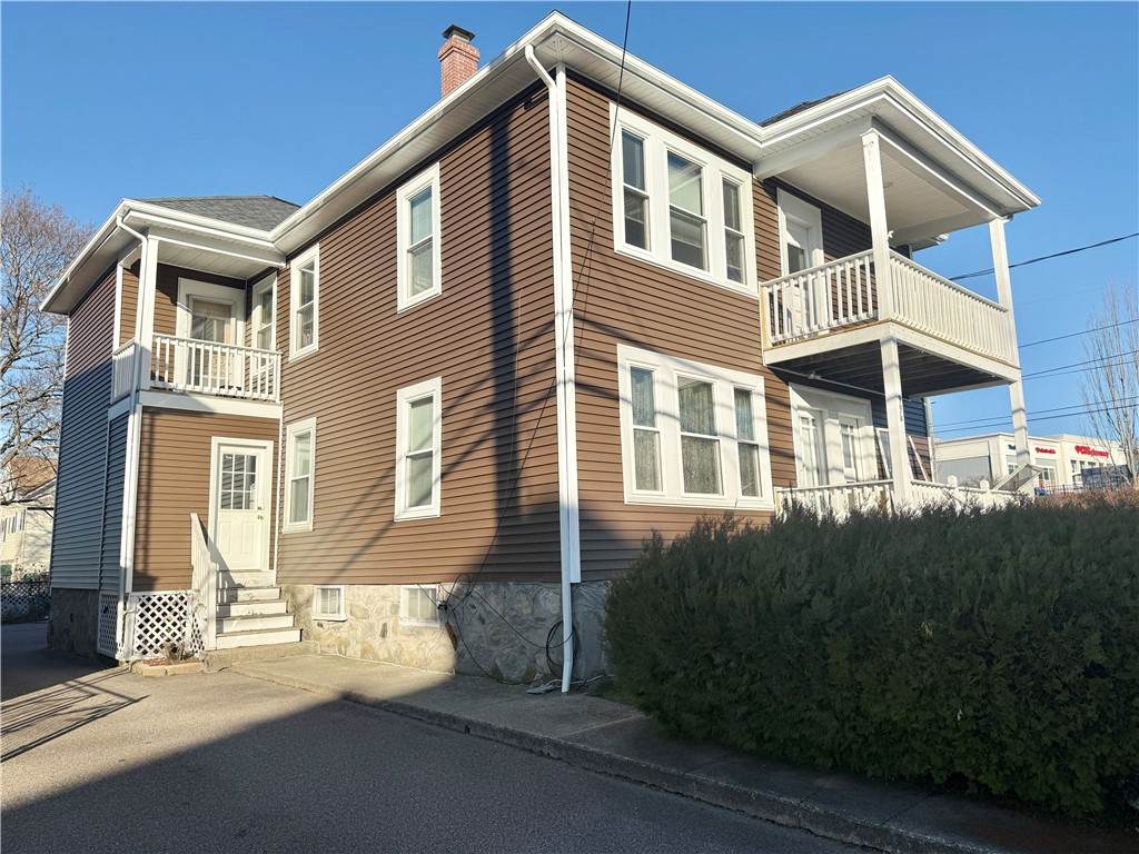 998 Cass Avenue - Photo 1