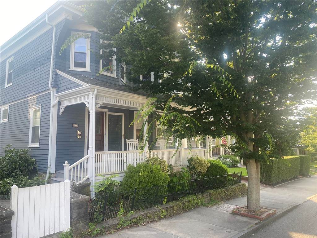 27 Mann Avenue - Photo 1