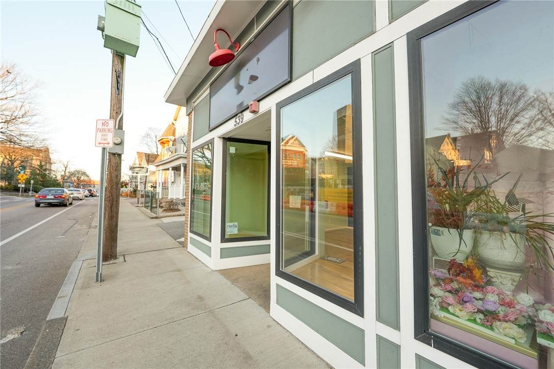 539 Broad Street - Photo 1