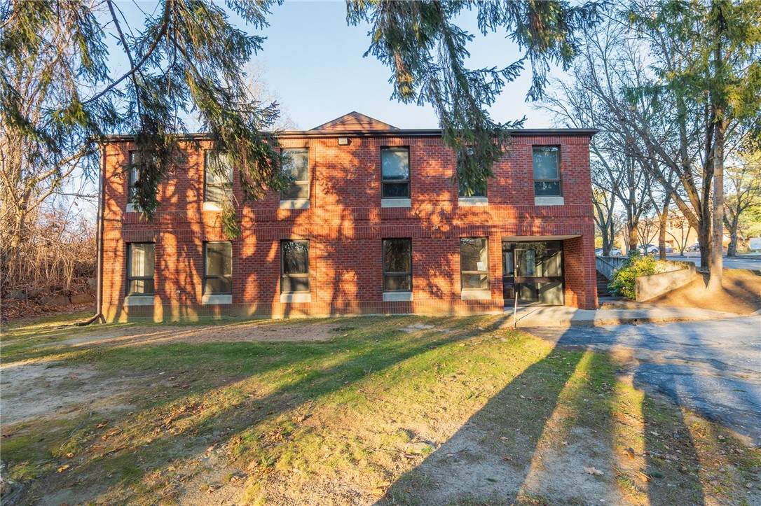 875 Centerville Road - Photo 1