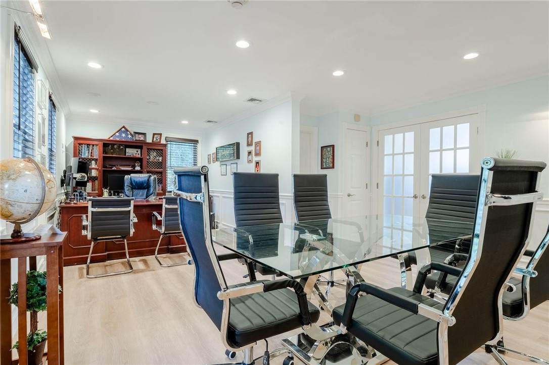 15 Thomas Street - Photo 1