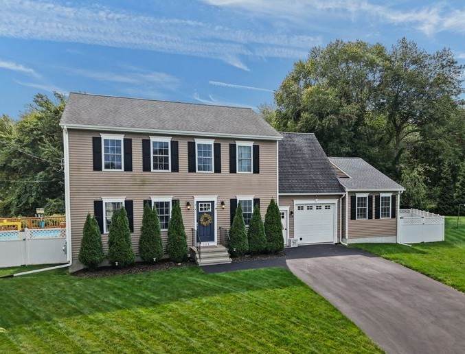 105 Amy Drive - Photo 1