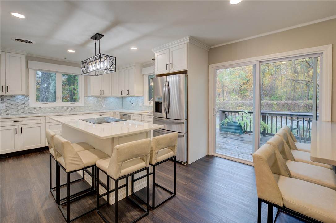 181 Heritage Drive - Photo 1