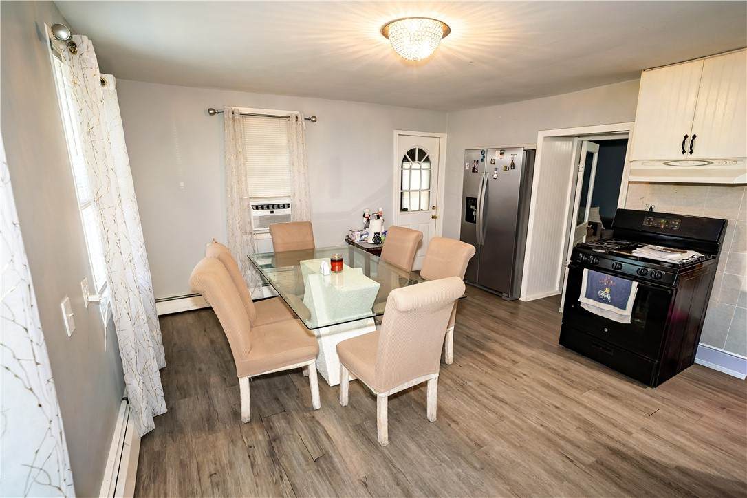 154 Camden Avenue - Photo 1