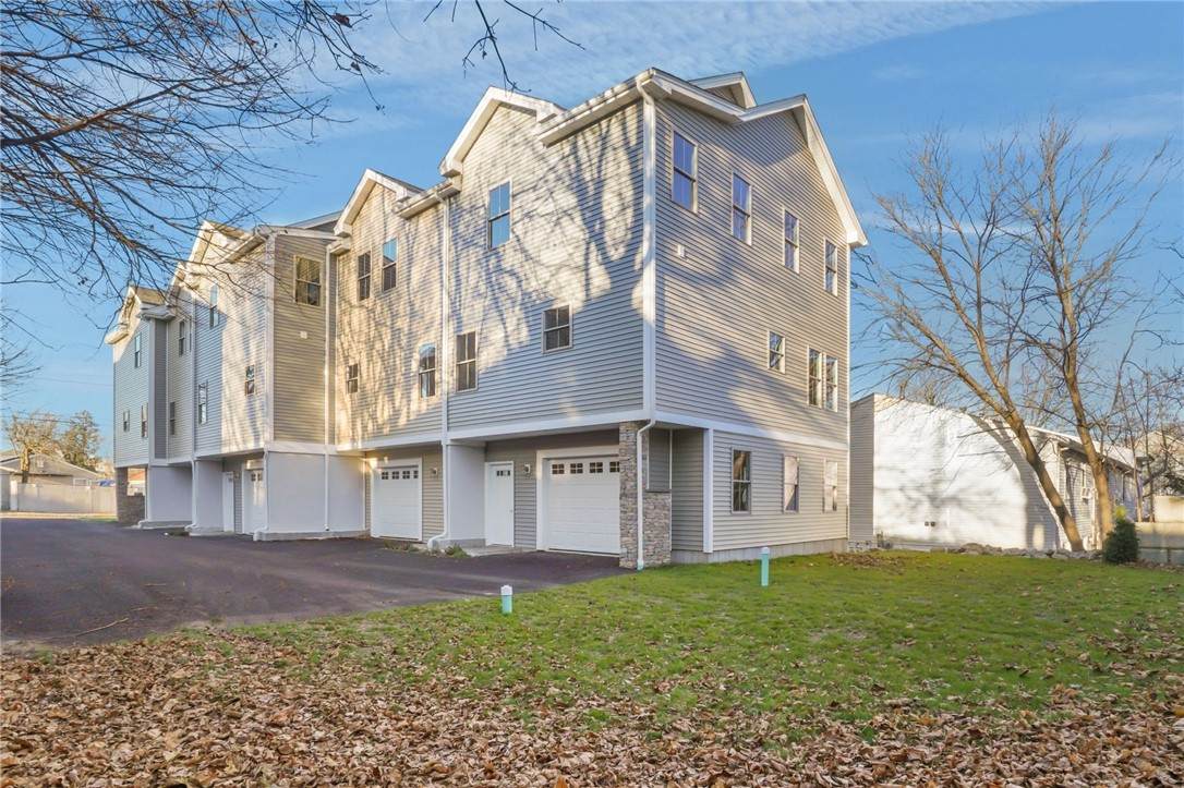 11 Stone Street - Photo 1