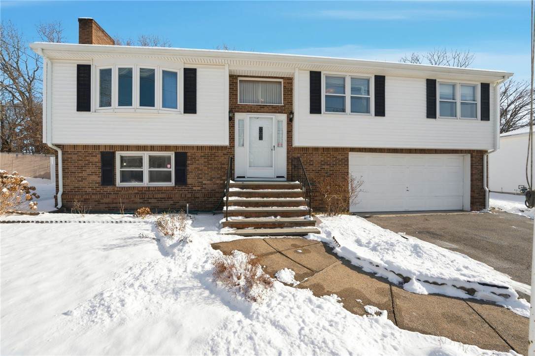 122 Rice Avenue - Photo 1