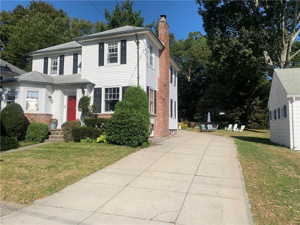 31 Elmcrest Avenue - Photo 1