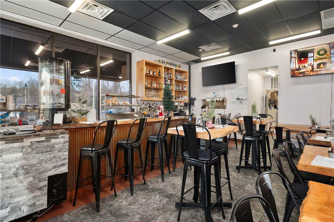 16 High Street - Photo 1