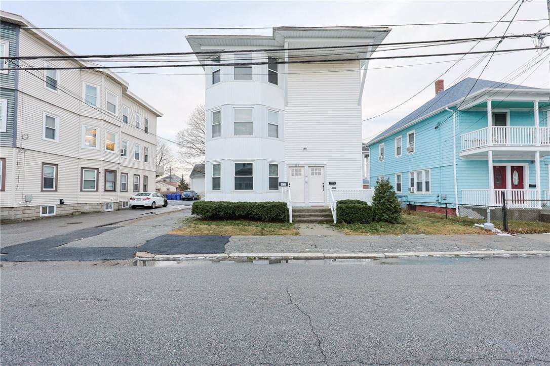 107 Hughes Avenue - Photo 1