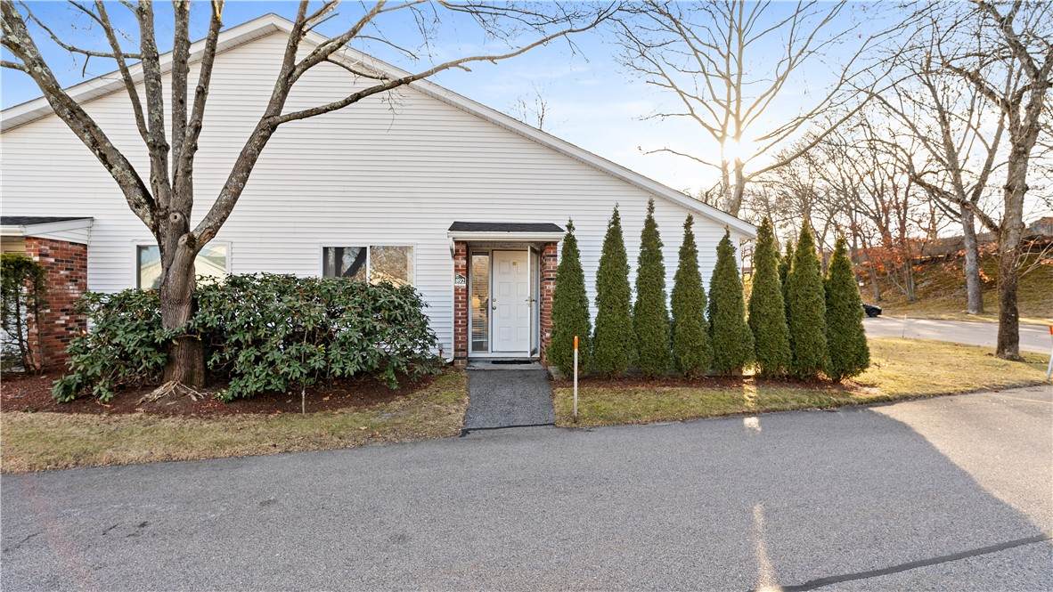 892 Halifax Drive - Photo 1