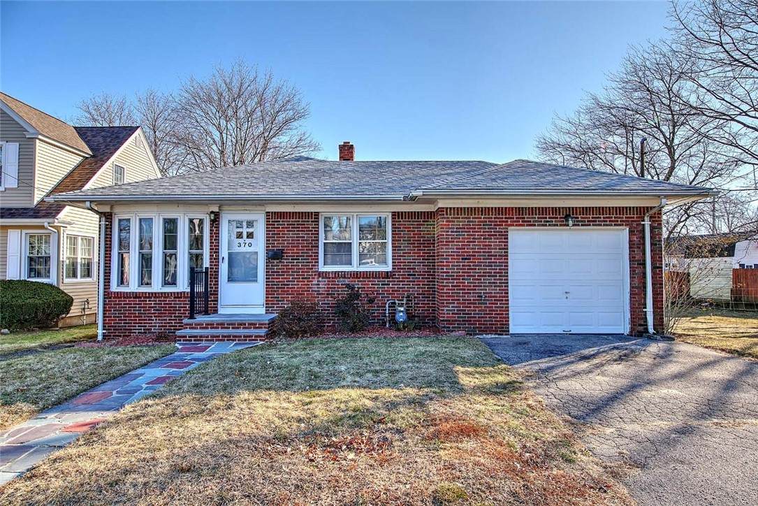 370 Budlong Road - Photo 1