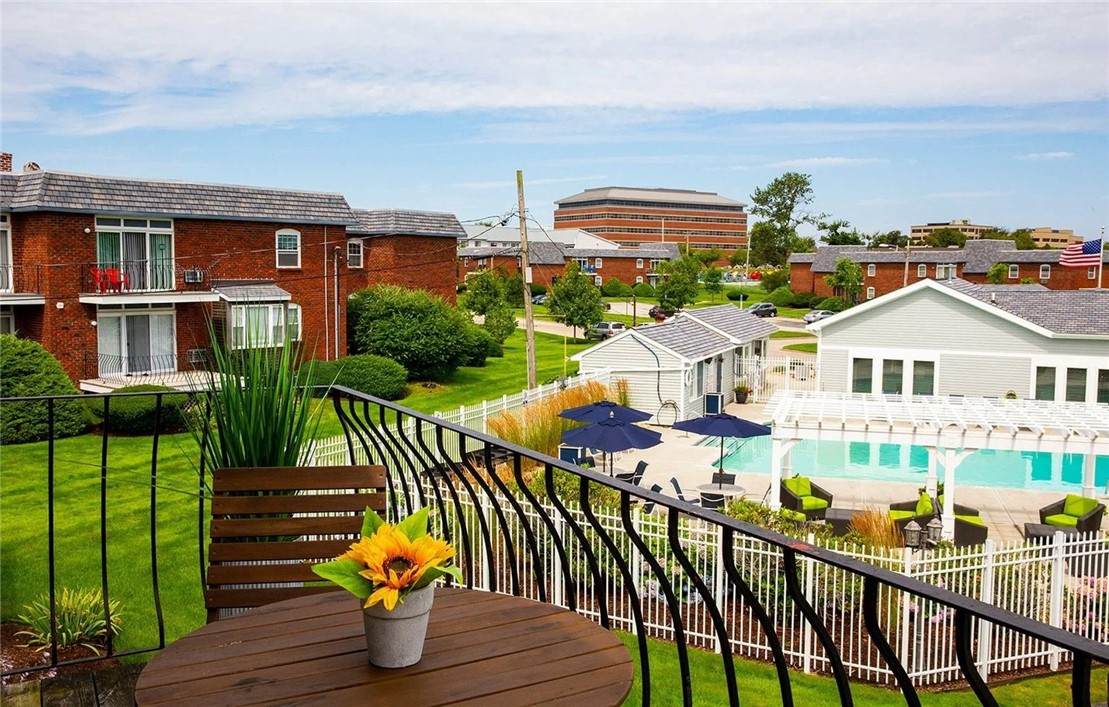 3 Admiralty Drive - Photo 1