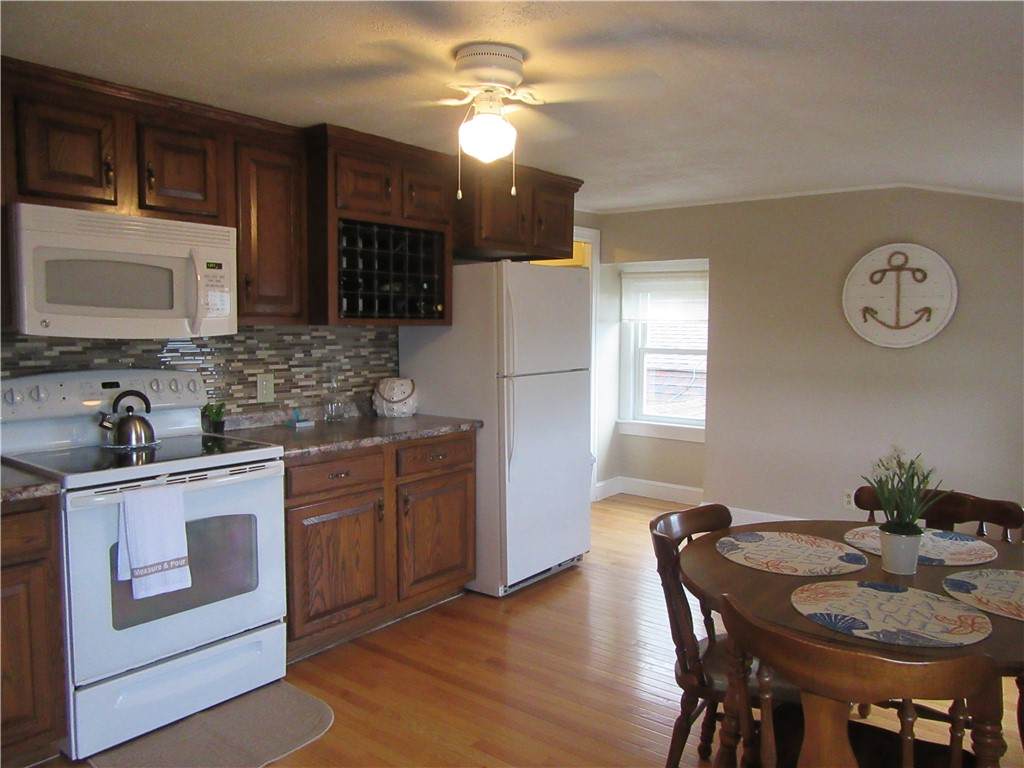 https://bt-photos.global.ssl.fastly.net/rhodeisland/orig_boomver_1_1403591-2.jpg