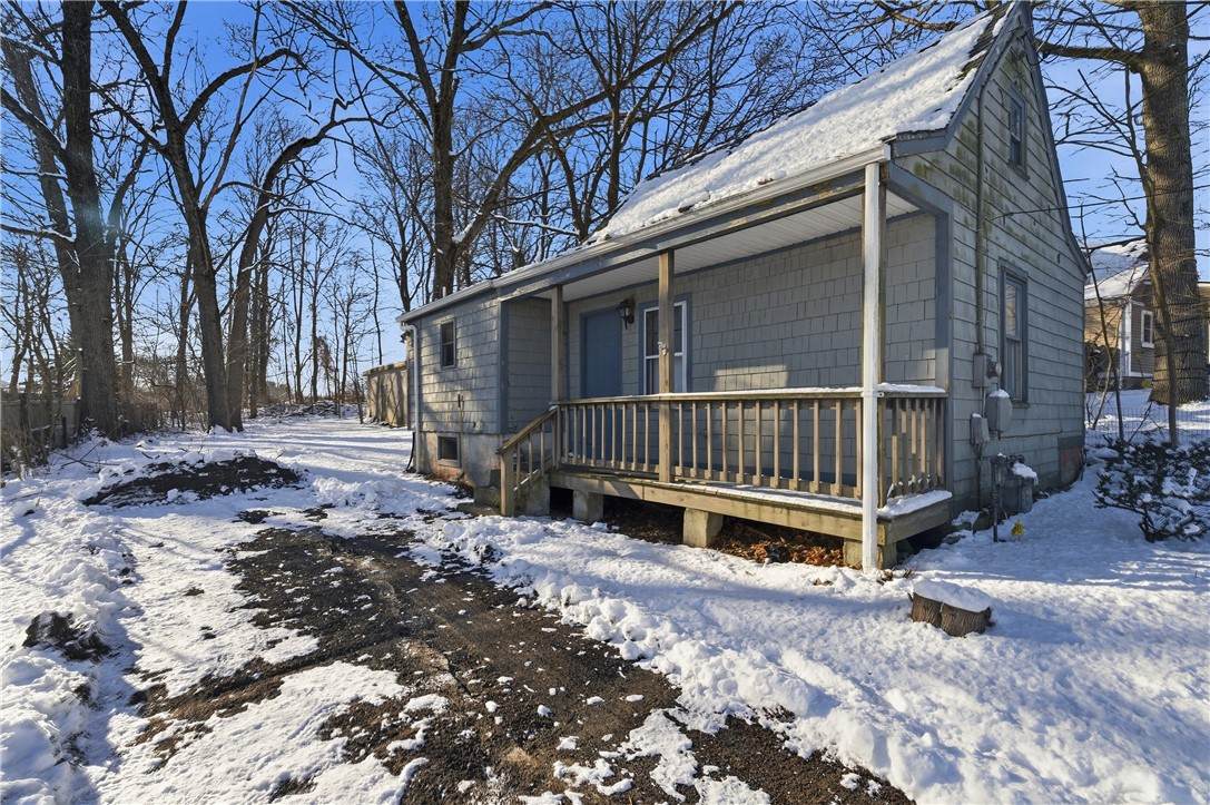 51 Pequot Avenue - Photo 1