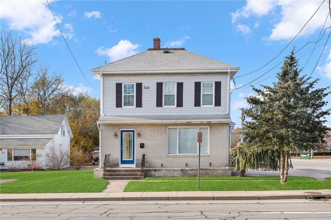 845 Main Street - Photo 1