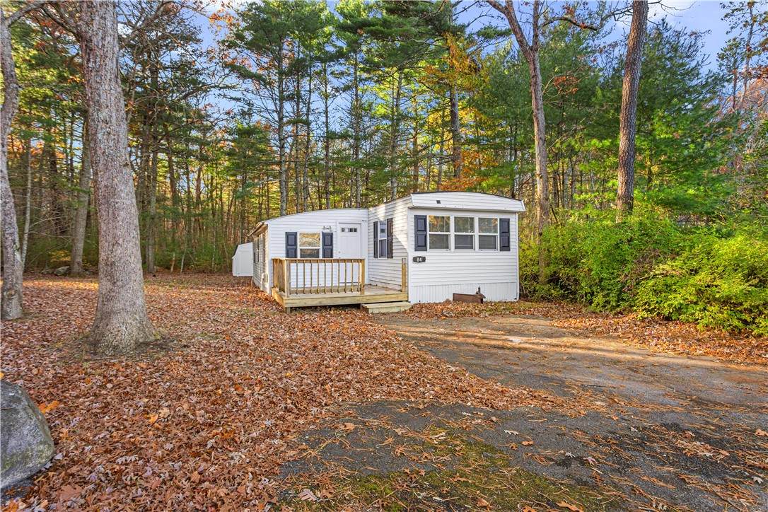 84 Linda Drive - Photo 1