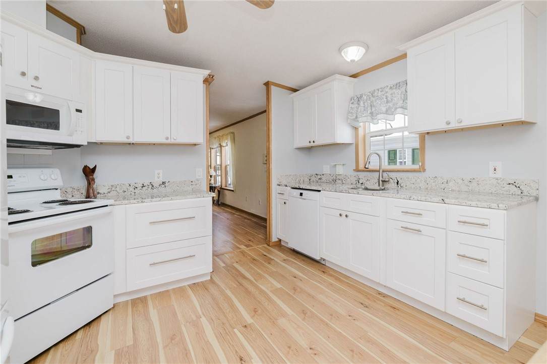 21 Nightingale Lane - Photo 1