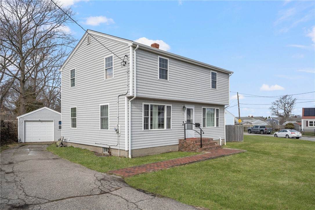 4 Halsey Avenue - Photo 1