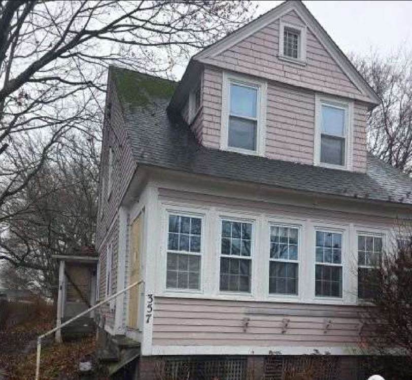 357 Pequot Avenue - Photo 1