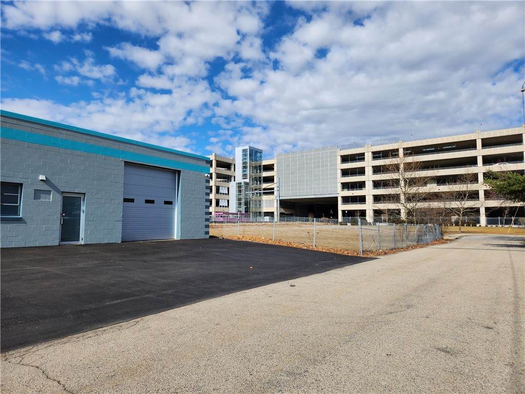 103 Glenham Avenue - Photo 1