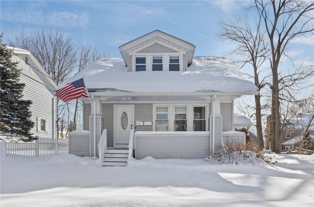 202 Phillips Street - Photo 1