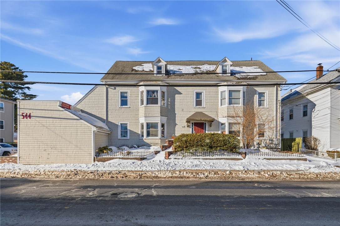 544 Douglas Avenue - Photo 1