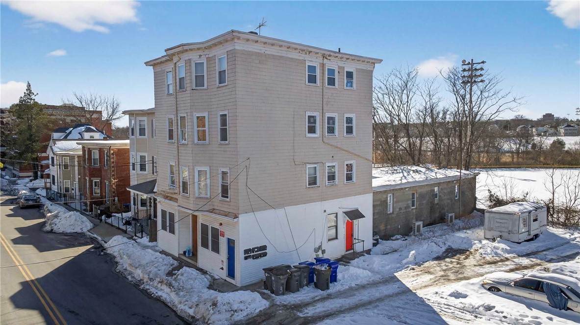 528 Charles Street - Photo 1