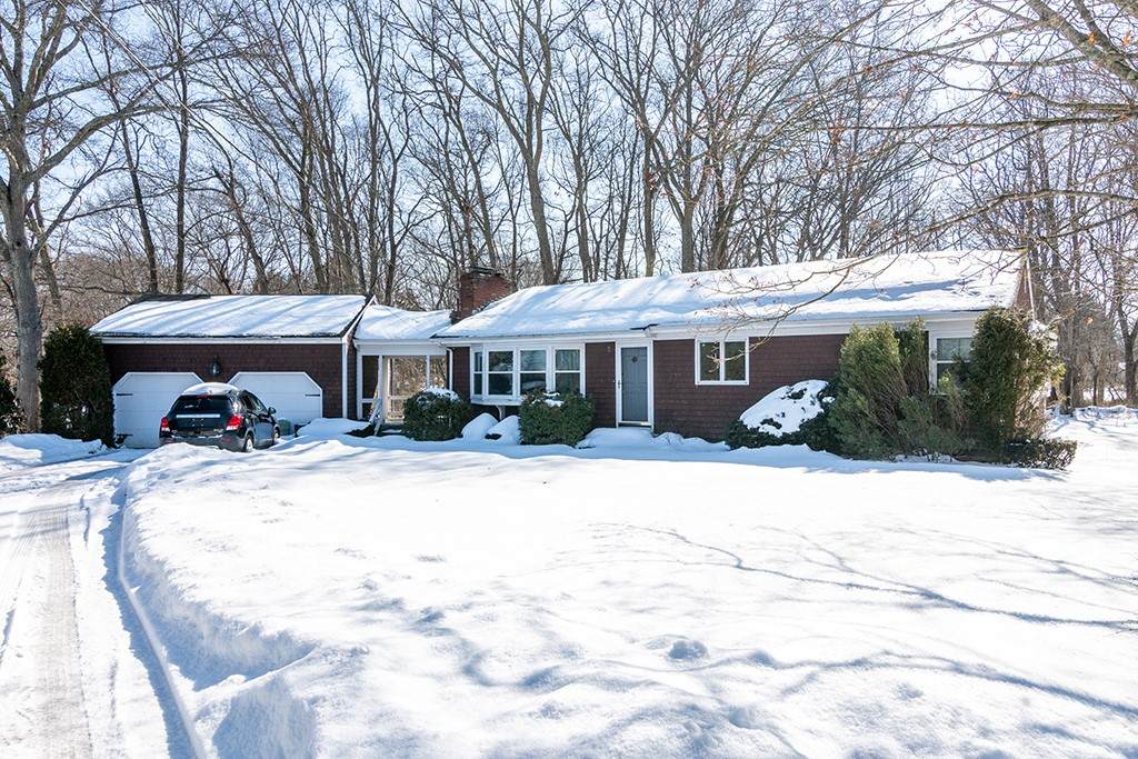 105 Florence Street - Photo 1