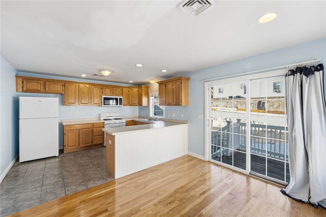 17 Grotto Avenue - Photo 1