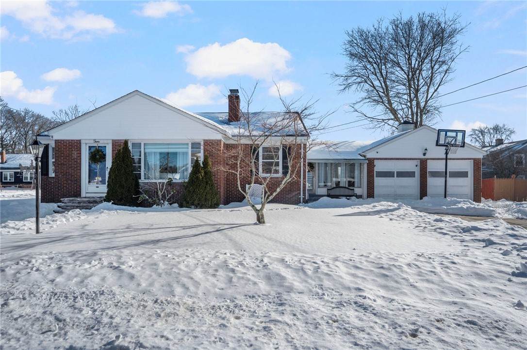 2 Ward Avenue - Photo 1