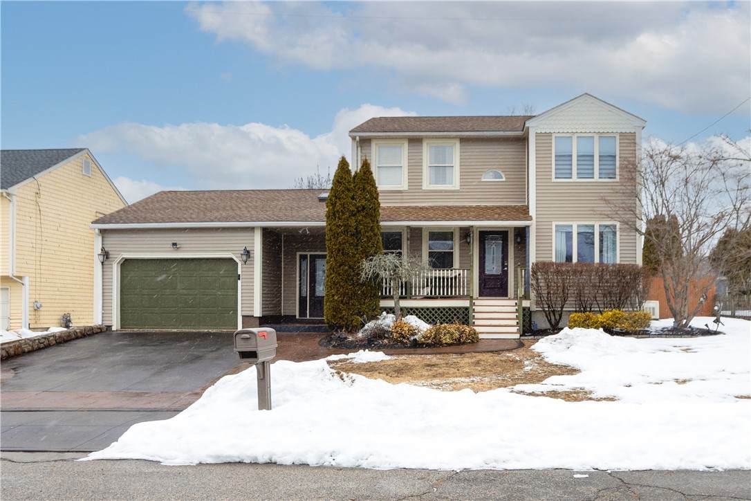 21 Sarah Lane - Photo 1