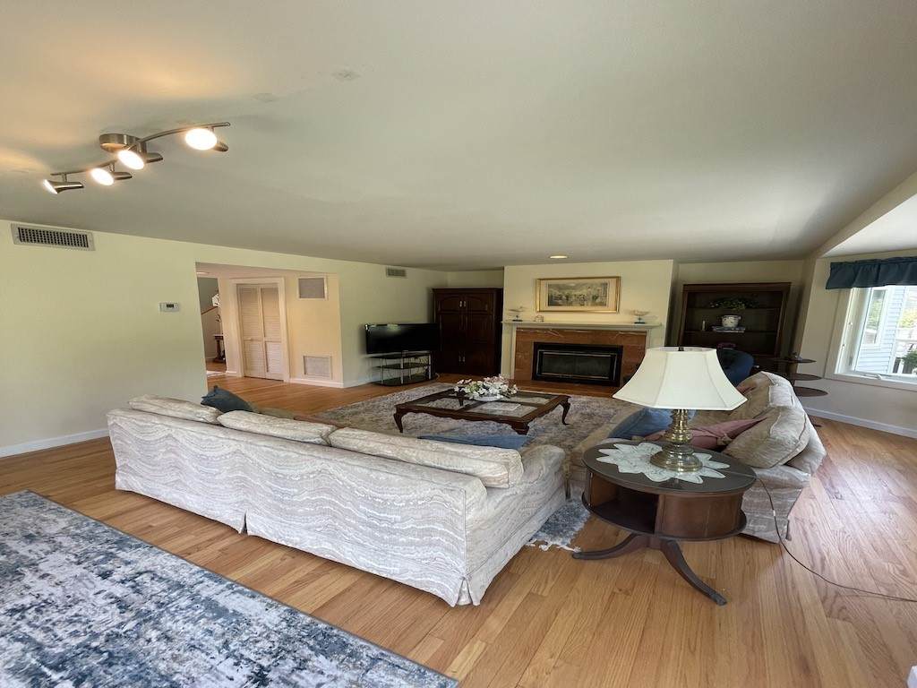 https://bt-photos.global.ssl.fastly.net/rhodeisland/orig_boomver_1_1405481-2.jpg