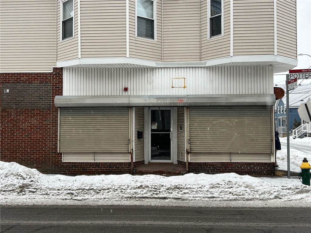 790 Potters Avenue - Photo 1