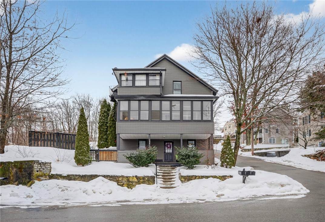 106 Bouvier Avenue - Photo 1