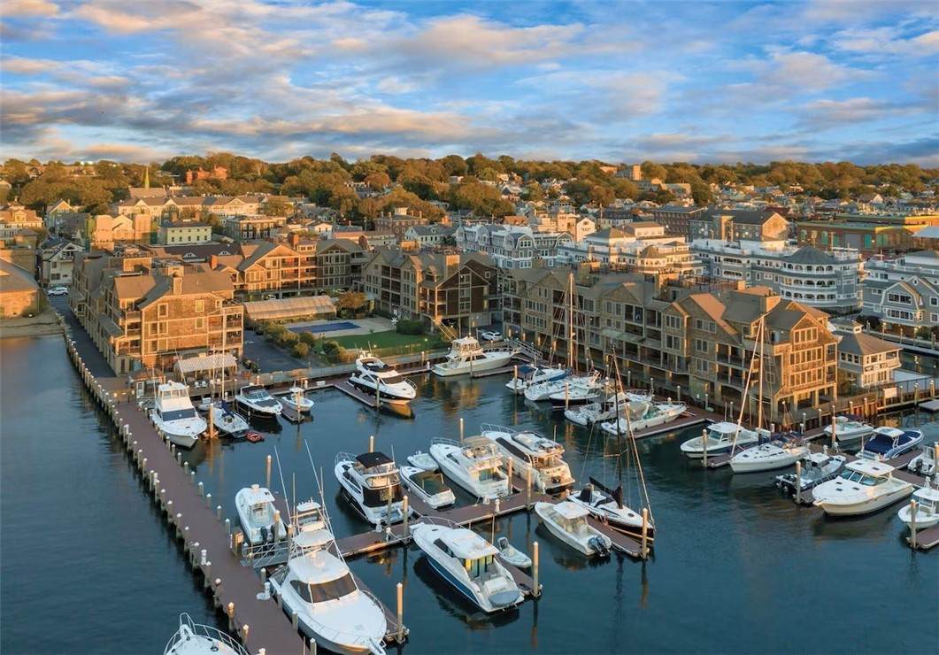 https://bt-photos.global.ssl.fastly.net/rhodeisland/orig_boomver_1_1405666-2.jpg