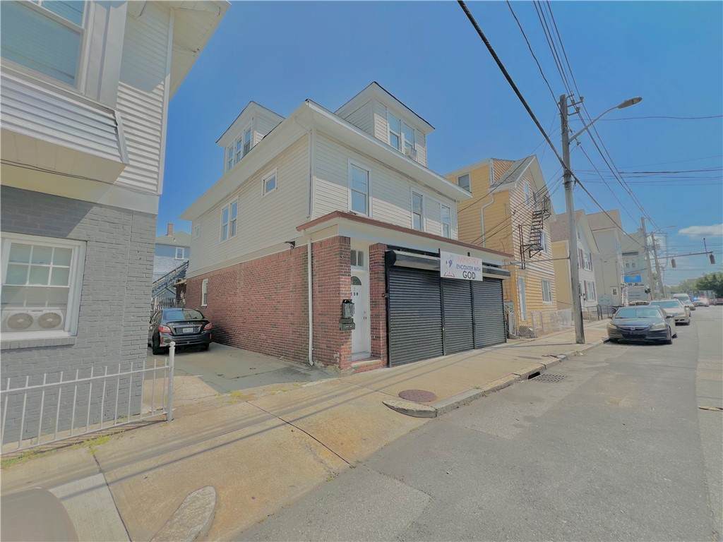 559 Branch Avenue - Photo 1