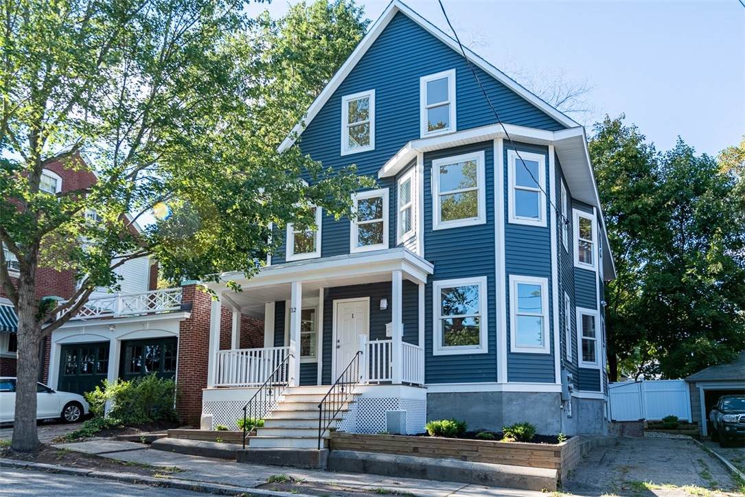 12 University Avenue - Photo 1