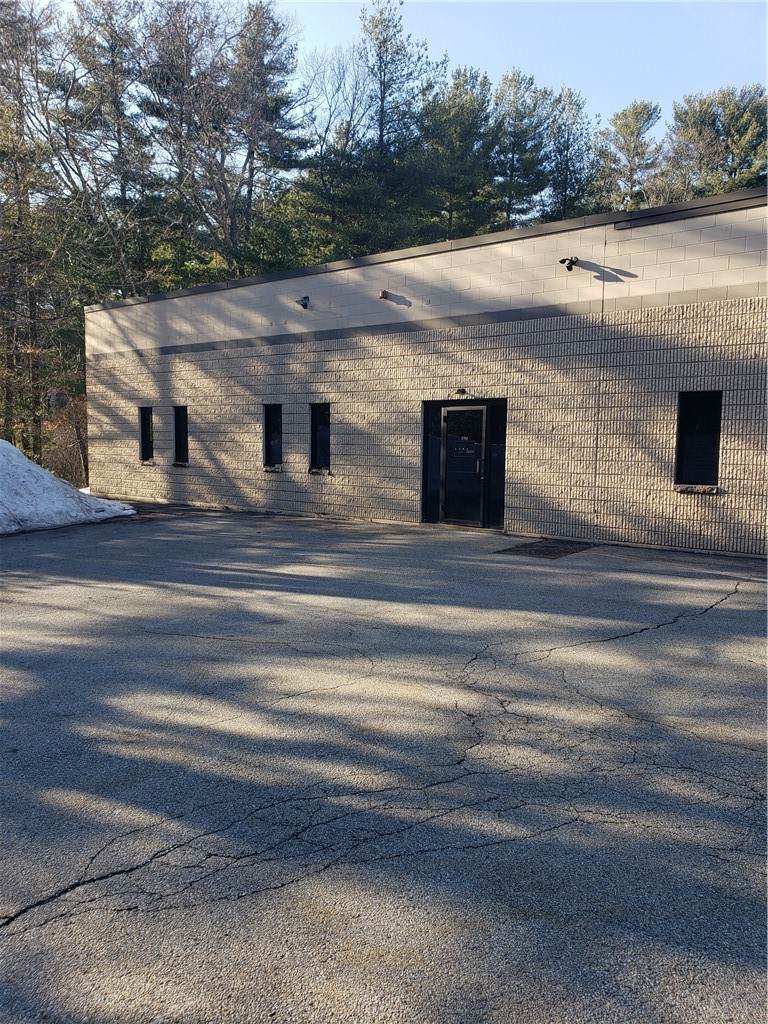 37 Lark Industrial Parkway - Photo 1