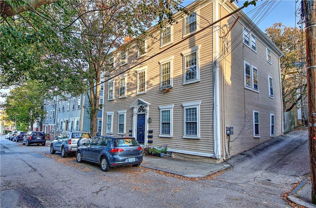 https://bt-photos.global.ssl.fastly.net/rhodeisland/orig_boomver_1_1406378-2.jpg