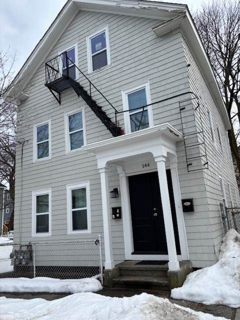 144 Early Street - Photo 1