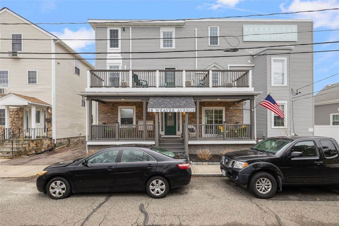 28 Weaver Avenue - Photo 1