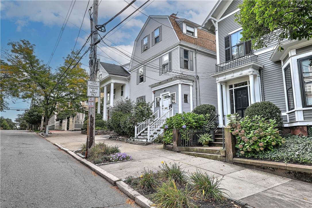 https://bt-photos.global.ssl.fastly.net/rhodeisland/orig_boomver_1_1406543-2.jpg