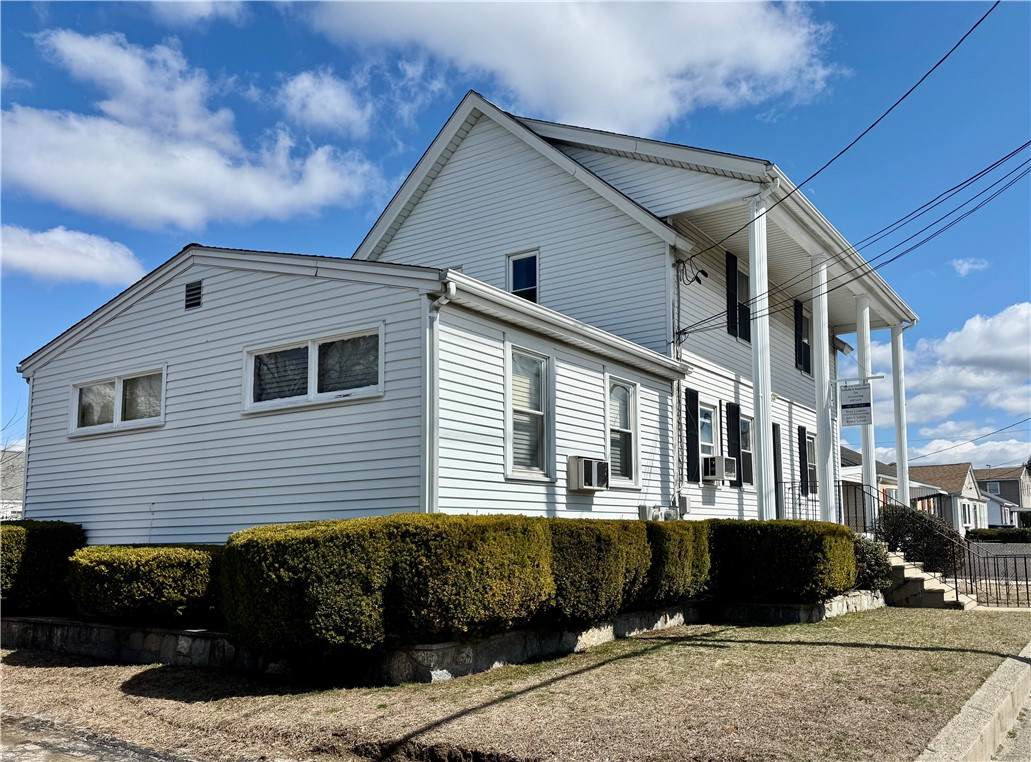 368 Beverage Hill Avenue - Photo 1
