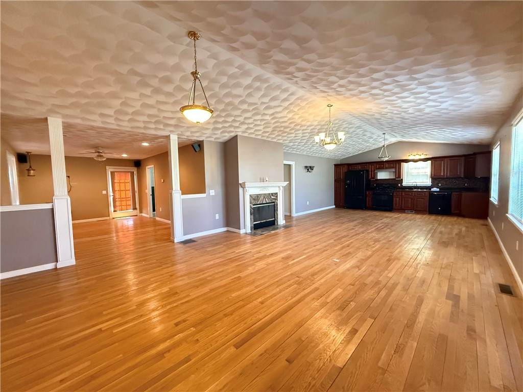https://bt-photos.global.ssl.fastly.net/rhodeisland/orig_boomver_1_1407001-2.jpg