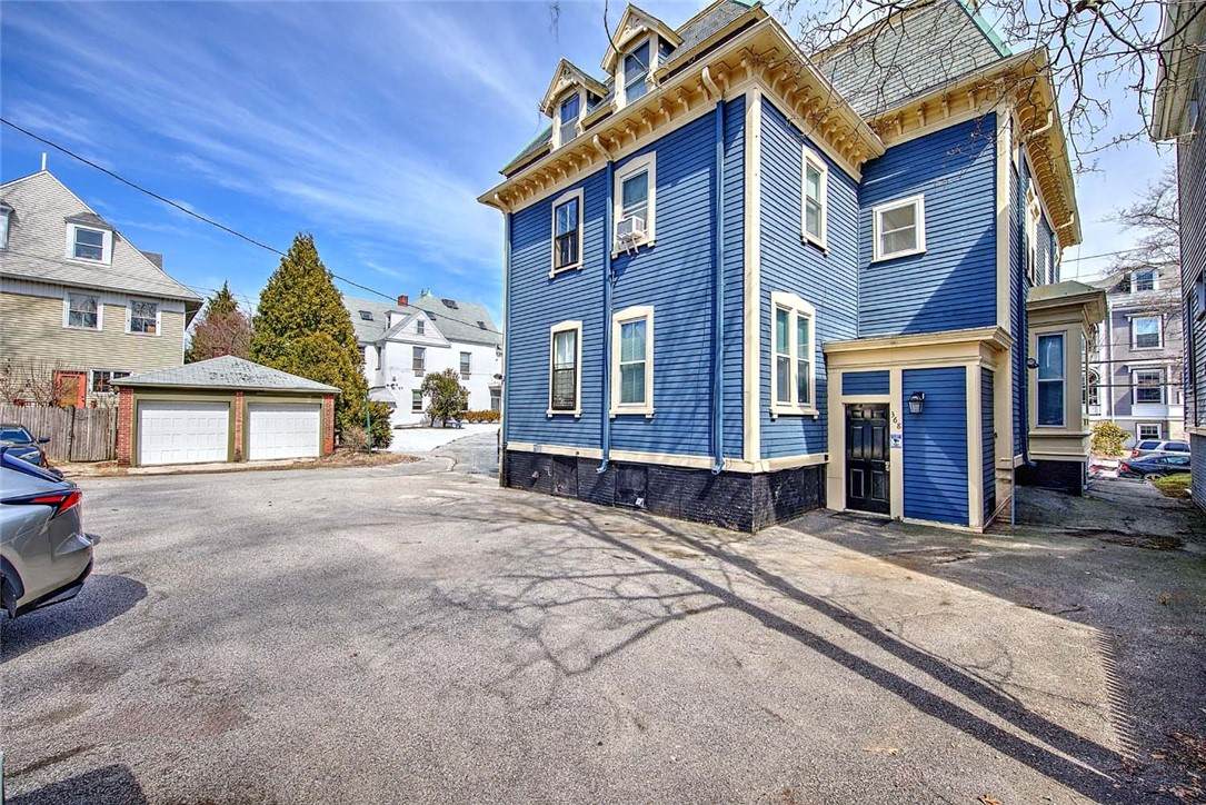 https://bt-photos.global.ssl.fastly.net/rhodeisland/orig_boomver_1_1408273-2.jpg
