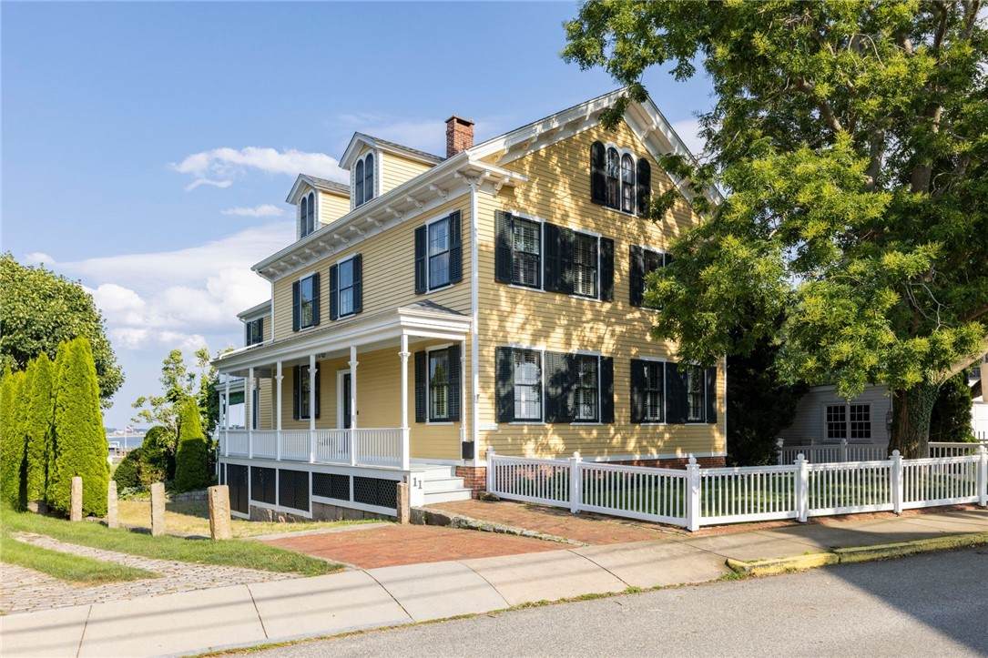 https://bt-photos.global.ssl.fastly.net/rhodeisland/orig_boomver_1_1408288-2.jpg