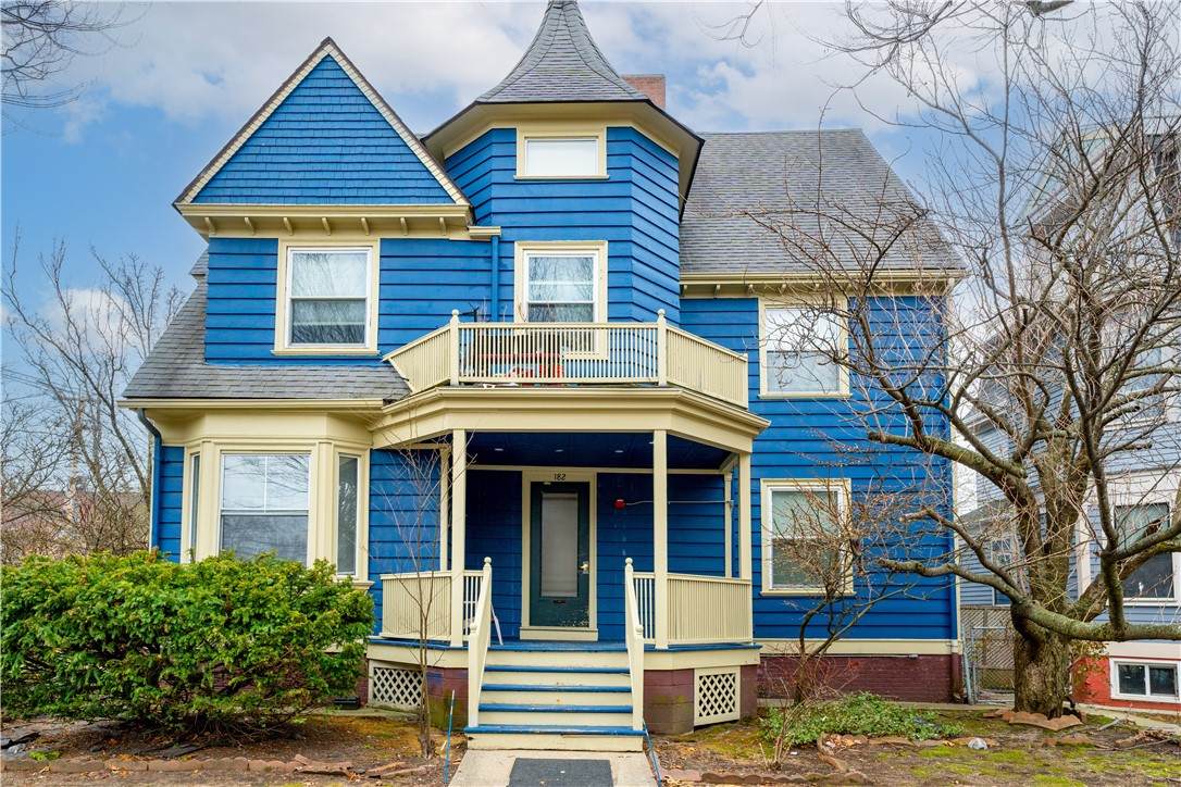 182 Adelaide Avenue - Photo 1